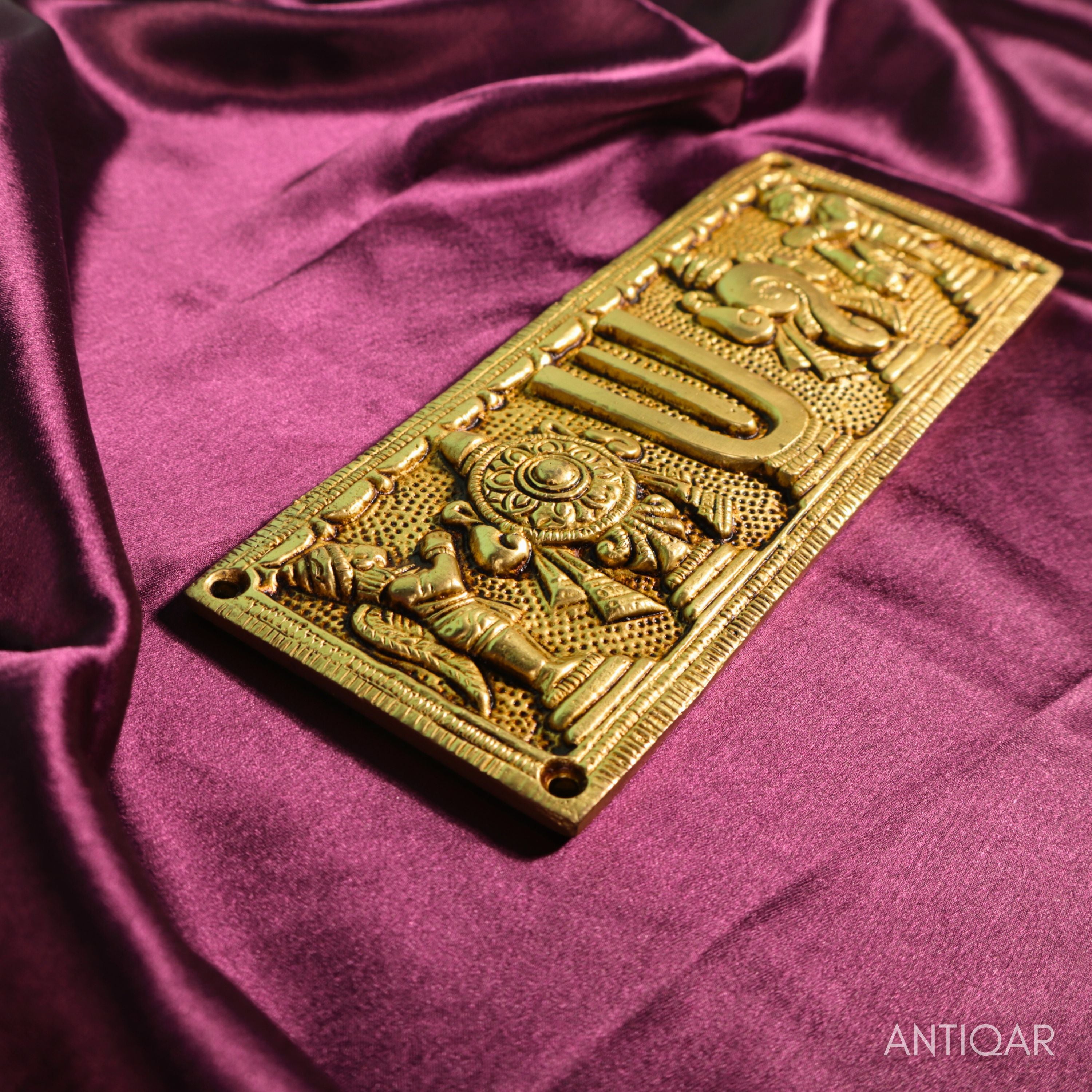 Brass Shankh Chakra Wall Plate – 8 cm | Antique Golden Finish | Handcrafted Spiritual Decor for Temple, Door, Wall & Home