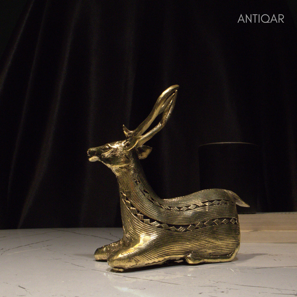Dhokra Art Brass Deer – 17.5 cm | Sitting Pose in Antique Finish | Tribal Handcrafted Showpiece for Temple, Home & Table Decor