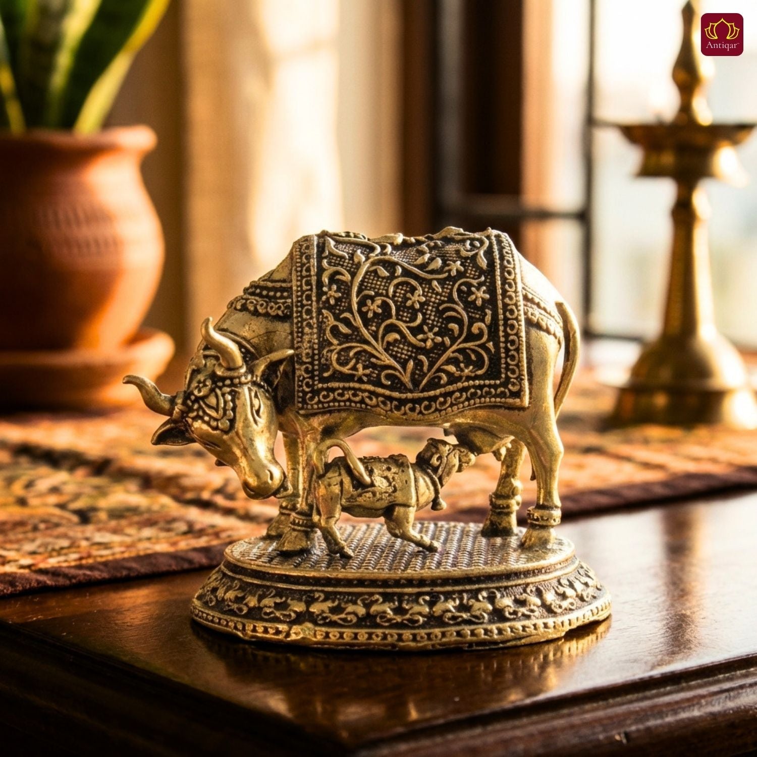 Brass Kamdhenu Cow & Calf Figurine - 5cm | Antique Finish | Spritual use for Home, Temple & Dashboard Decor