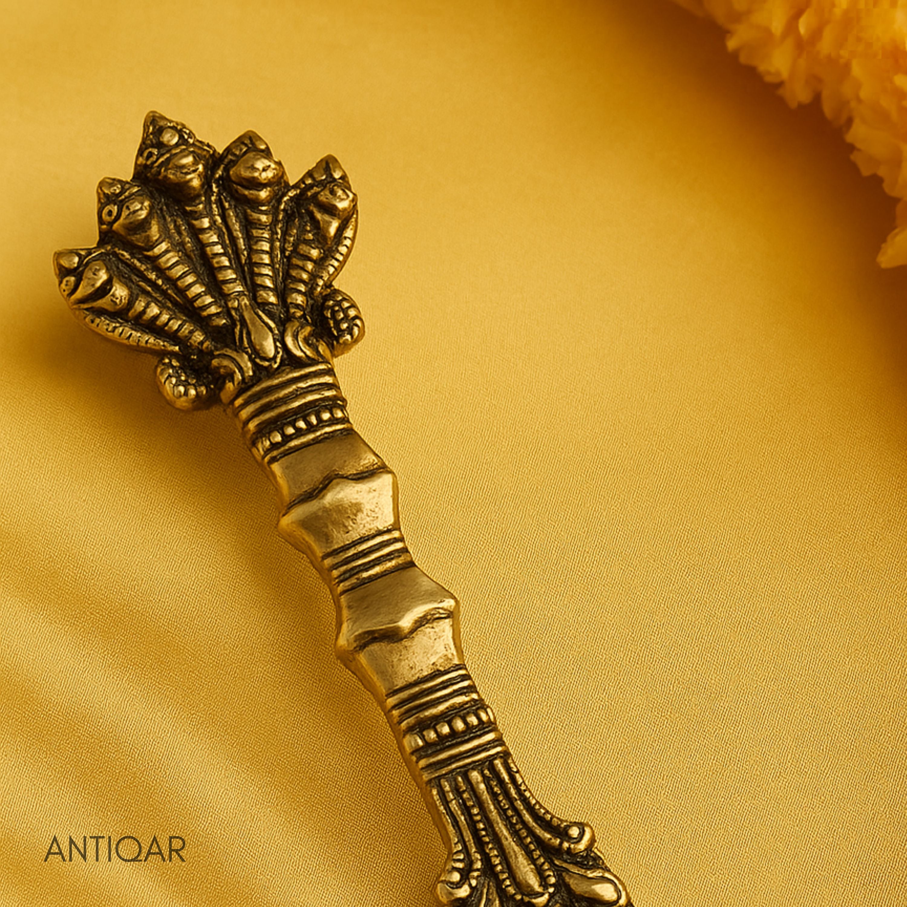 Brass Hawan Spoon – 2.5 cm | Sheshnaag Handle Design | Black Antique Finish | Handcrafted for Pooja, Temple & Festival Decor