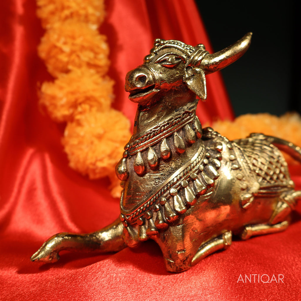 Dhokra Art Brass Nandi – 12 cm | Sitting Position in Antique Finish | Tribal Handcrafted Showpiece for Temple, Home & Table Decor