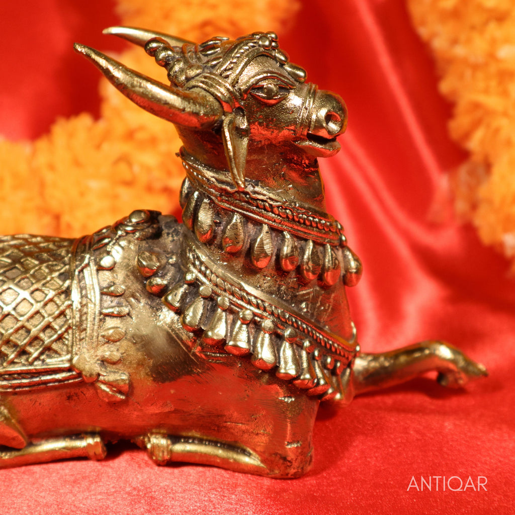 Dhokra Art Brass Nandi – 12 cm | Sitting Position in Antique Finish | Tribal Handcrafted Showpiece for Temple, Home & Table Decor