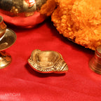 Brass Shankh Shape Diya – 2.5 cm | Antique Golden Finish | Handcrafted Pooja diya for Temple, Home & Festival Decor